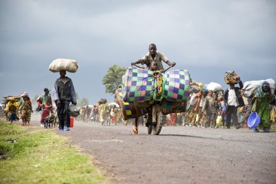 Fleeing conflict (file photo): Since April, the deterioration of the security situation due to fighting between the national army and rebels has led to the displacement of thousands.
