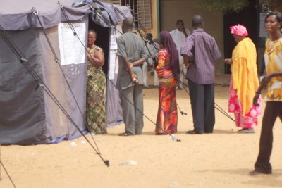 Senegalese vote in parliamentary elections.