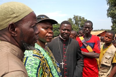 Leaders religieux prêchant la paix en Centrafrique.