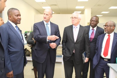Alhaji Aliko Dangote, Chairman, Dangote Group, John Rice, Vice-Chairman, GE Global, Jay Ireland, CEO and President, GE Africa, Lazarus Angbazo, CEO and President, GE Nigeria and ,  Engr. Mansur Ahmed, Group Executive Director, Stakeholder Relations and Corporate Communications, Dangote Group at the Lagos Garage graduating ceremony