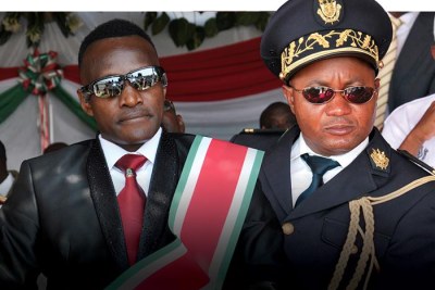 De gauche à droite, le Lieutenant-général Adophe Nshimirimana et le Commissaire de Police Chef Alain-Guillaume Bunyoni