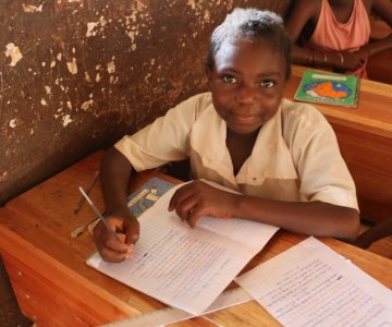 Going Beyond Providing Food in Central African Republic Schools