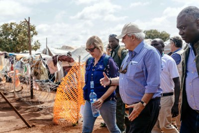 Le chef de l’humanitaire de l’ONU, Stephen O’Brien lors d’une visite à Wau, au Soudan du Sud.