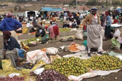 Traders at Olkalou open-air market in Nyandarua County on May 3, 2017.