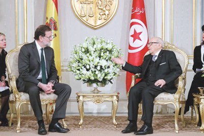 Le président de la République reçoit le chef du gouvernement espagnol