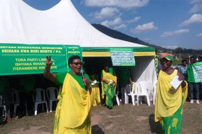 Donatile Mukabalisa, présidente du Parti libéral, a assuré les Rwandais que son parti accorderait une attention particulière à l’autonomisation des organes administratifs au niveau local.