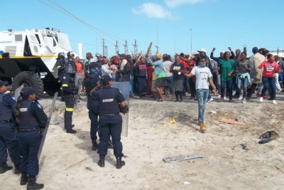 Protests in Khayelitsha over the demolition of shacks