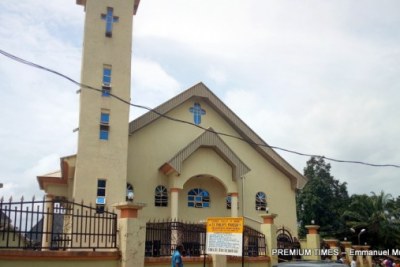 Église catholique Saint-Philippe, Ozubulu, Nigéria.