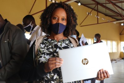 3,000 laptops were delivered to 30 districts in Rwanda in an initiative involving multiple partners--the Mastercard Foundation, the Belgian Government's Directorate-General for Development Cooperation-DGD and VVOB – education for development and Enabel. The initiative will help establish an enabling environment for online continuous professional development (CPD) for teachers and school leaders.