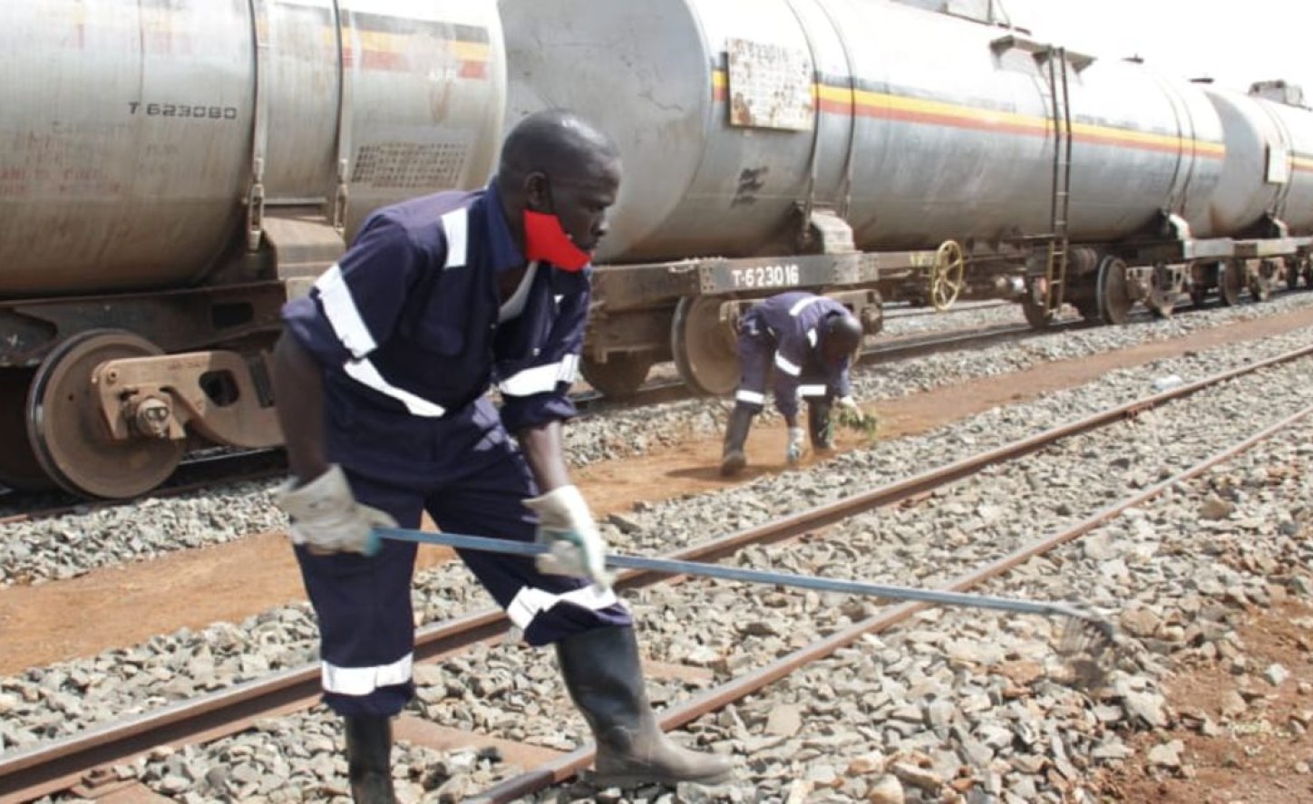 Kenya NairobiKisumu Passenger Rail Service Revs Up