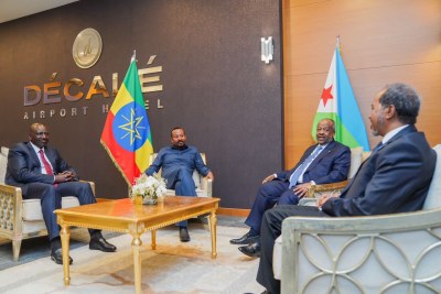 Somalia's President Hassan Sheikh Mohamud is hosting a summit of leaders from several neighbouring countries - Kenya's William Ruto, Djibouti's Ismail Omar Guelleh and Ethiopian Prime Minister Abiy Ahmed - to discuss the regional fight against islamist insurgents Al-Shabaab.